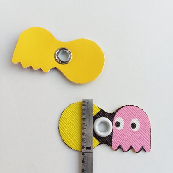 3/$18 mix and match retro 80's video game roller skate shoelace charm - Picture 4 of 4